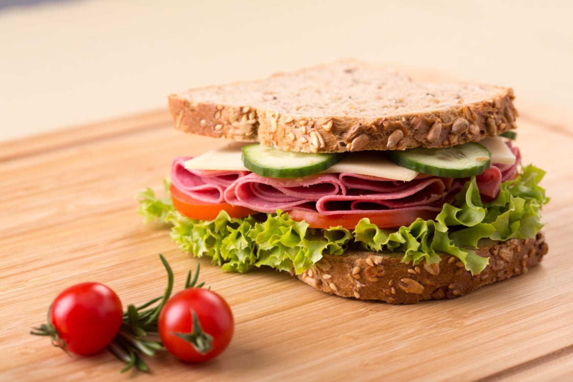 Како направити здрав доручак од пецива?