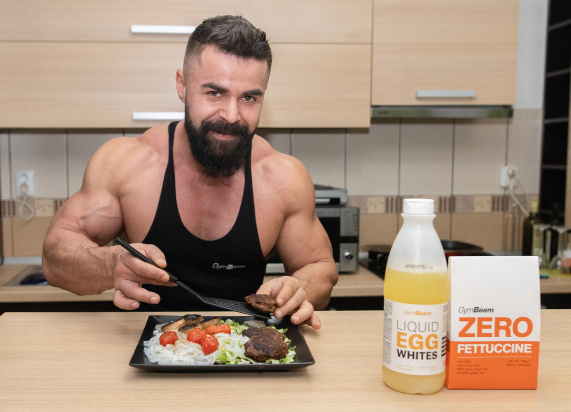 Не би требало да једете превише рафинисаних угљених хидрата и прерађене хране док покушавате да смршате.