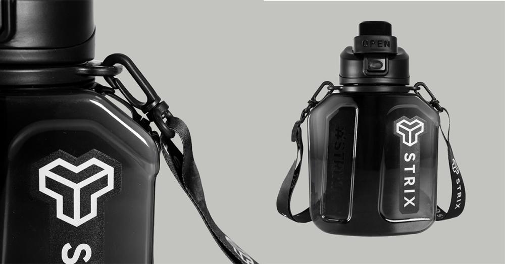 Lunar Hydrator 1500 ml Crna - STRIX