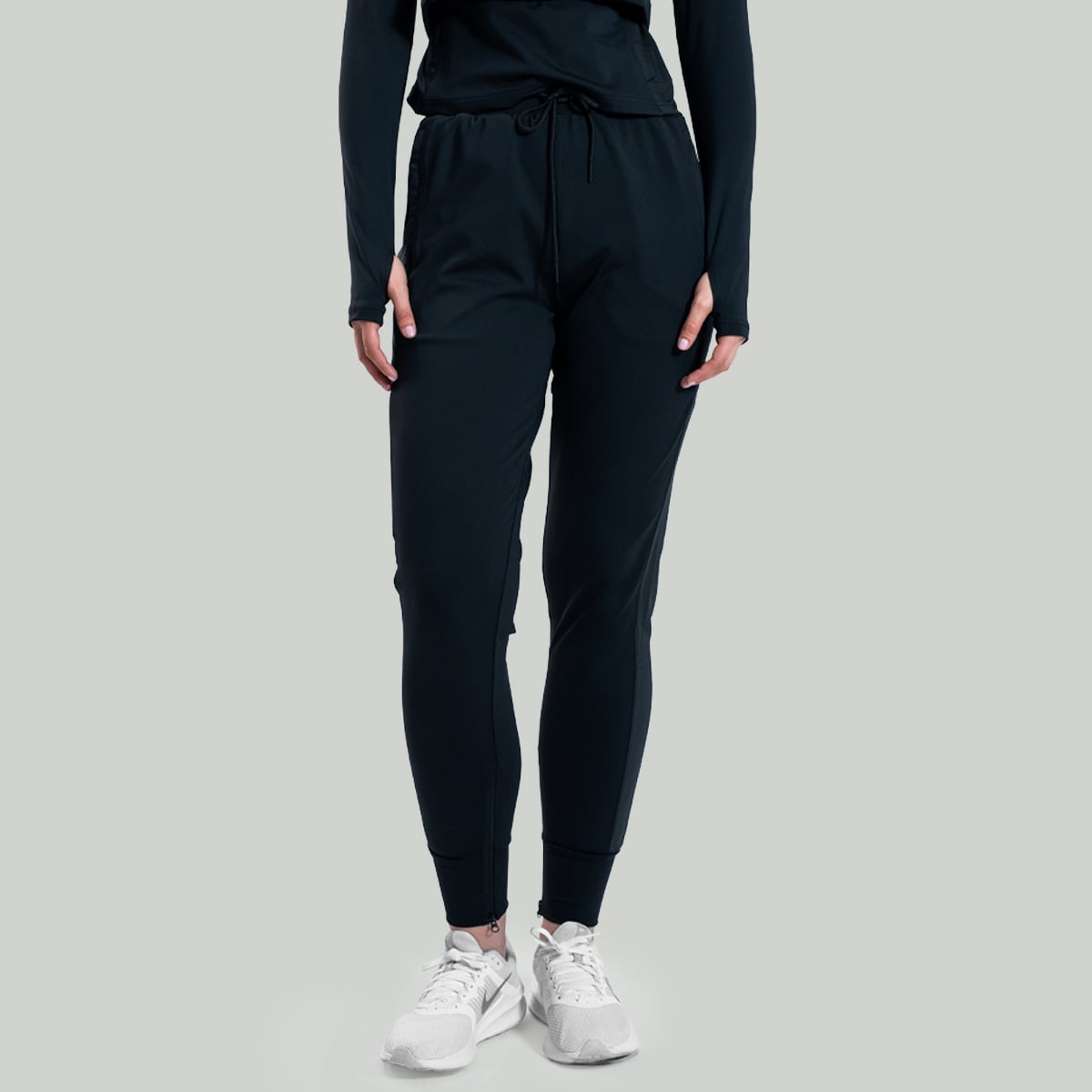 Ženske sportske pantalone ULTRA Black - STRIX